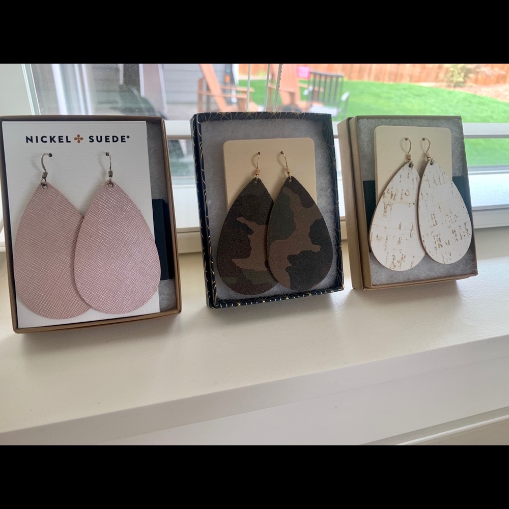 Nickel & Suede earring set 3 Medium N & S